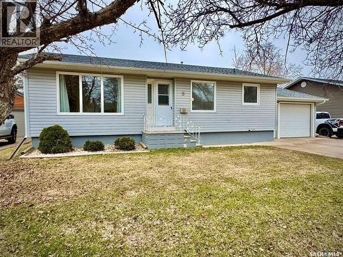 5 Crestwood CRESCENT  Yorkton, SK S3N 2P2