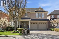2456 PEBBLESTONE Court Oakville, ON L6M 4C4