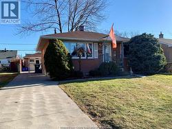 2943 MANCHESTER ROAD Windsor, ON N9C 1X5