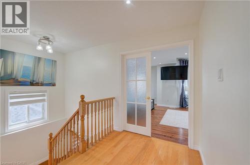 32 Lena Crescent, Cambridge, ON - Indoor Photo Showing Other Room