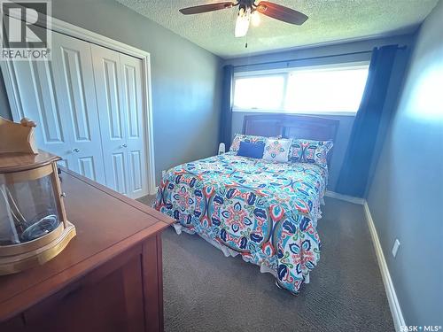 1613 Dieppe Crescent, Estevan, SK - Indoor Photo Showing Bedroom