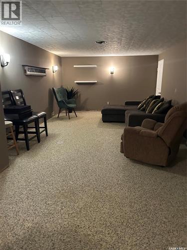 1613 Dieppe Crescent, Estevan, SK - Indoor
