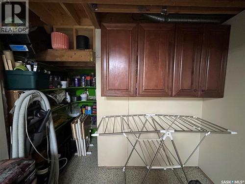 1613 Dieppe Crescent, Estevan, SK - Indoor Photo Showing Laundry Room