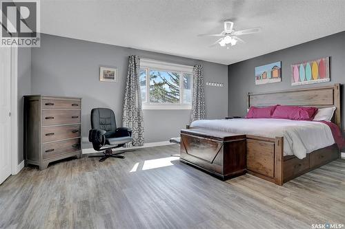 194 Plainsview Drive, Regina, SK - Indoor Photo Showing Bedroom