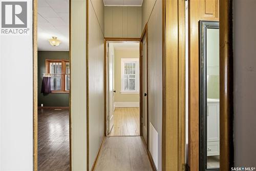 1929 Toronto Street, Regina, SK - Indoor