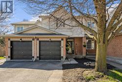 92 KINCARDINE DRIVE  Ottawa, ON K2V 1B2