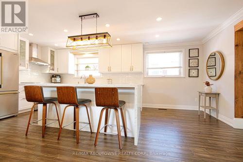 3302 Cardross Road, Mississauga, ON - Indoor Photo Showing Kitchen