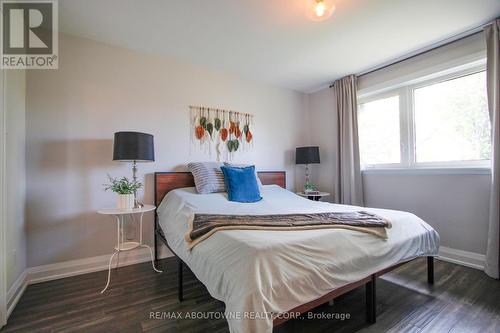 3302 Cardross Road, Mississauga, ON - Indoor Photo Showing Bedroom