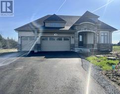35 EAST VISTA TERRACE Quinte West, ON K0K 1L0