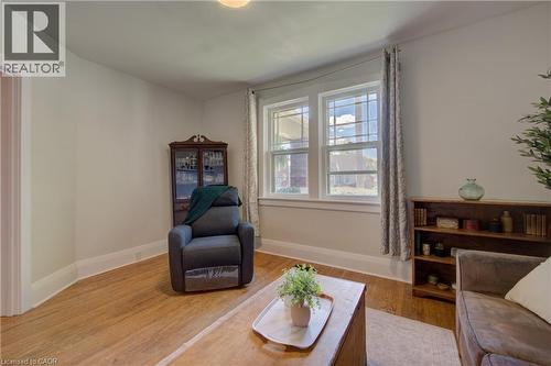 39 Portland Street, Cambridge, ON - Indoor