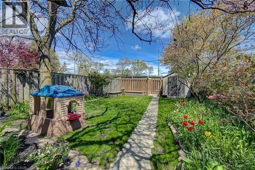 39 Portland Street, Cambridge, ON - Outdoor