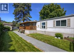 1999 97 S Highway Unit# 285 West Kelowna, BC V1Z 1B2