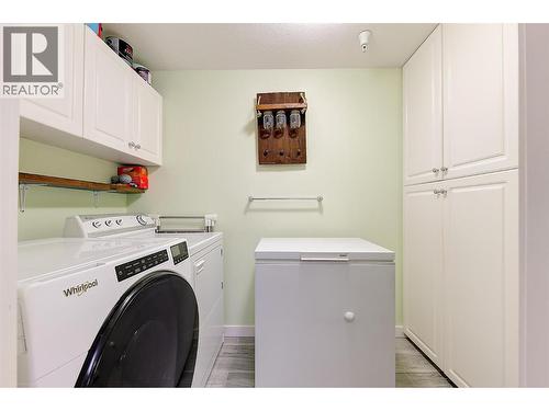 307 Whitman Road Unit# 206, Kelowna, BC - Indoor Photo Showing Laundry Room