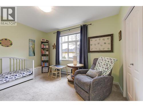 307 Whitman Road Unit# 206, Kelowna, BC - Indoor Photo Showing Bedroom