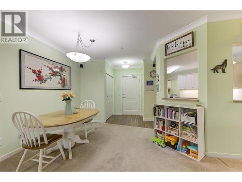 307 Whitman Road Unit# 206, Kelowna, BC - Indoor Photo Showing Dining Room