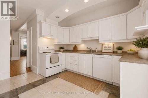 132 Beausoleil Drive, Ottawa, ON - Indoor Photo Showing Kitchen With Double Sink