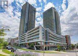 2105 - 32 FOREST MANOR ROAD Toronto, ON M2J 0H2