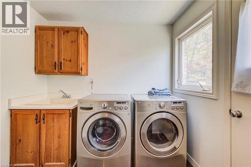 13 Gateview Drive, Waterloo, ON - Indoor Photo Showing Laundry Room