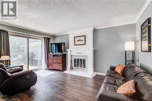 13 Gateview Drive, Waterloo, ON - Indoor Photo Showing Living Room With Fireplace