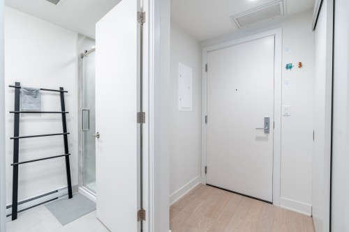 Salle de bains - 901-1288 Rue St-Antoine O., Montréal (Ville-Marie), QC - Indoor Photo Showing Other Room