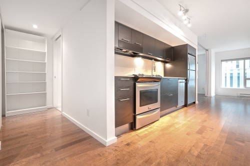 Kitchen - 710-350 Boul. De Maisonneuve O., Montréal (Ville-Marie), QC - Indoor Photo Showing Kitchen