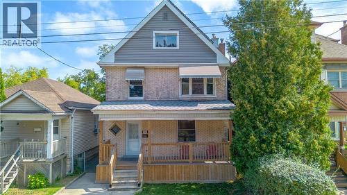 134 Rosslyn Avenue N, Hamilton, ON - Outdoor With Deck Patio Veranda