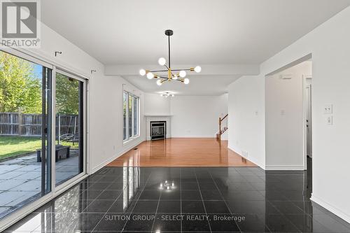 176 Buttercup Court, London North (North R), ON - Indoor Photo Showing Other Room