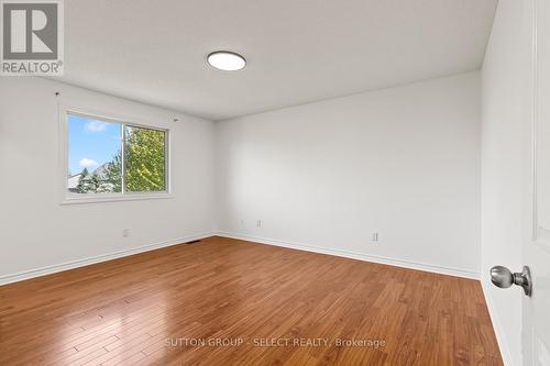 176 Buttercup Court, London North (North R), ON - Indoor Photo Showing Other Room