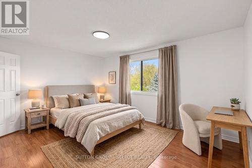 176 Buttercup Court, London North (North R), ON - Indoor Photo Showing Bedroom