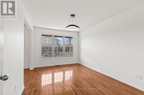 176 Buttercup Court, London North (North R), ON - Indoor Photo Showing Other Room