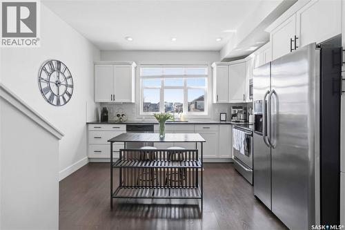 711 Meadows Boulevard, Saskatoon, SK - Indoor Photo Showing Kitchen