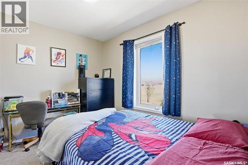 20 515 Centennial Drive, Warman, SK - Indoor Photo Showing Bedroom