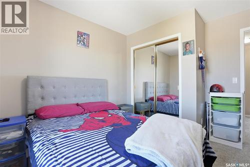20 515 Centennial Drive, Warman, SK - Indoor Photo Showing Bedroom
