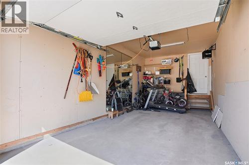20 515 Centennial Drive, Warman, SK - Indoor Photo Showing Garage