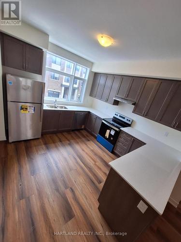1202 - 1695 Dersan Street, Pickering, ON - Indoor Photo Showing Kitchen With Double Sink