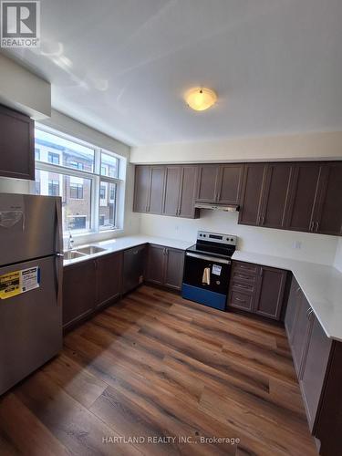 1202 - 1695 Dersan Street, Pickering, ON - Indoor Photo Showing Kitchen With Double Sink