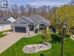 65 DEERFIELD ROAD Lambton Shores (Grand Bend), ON N0M 1T0
