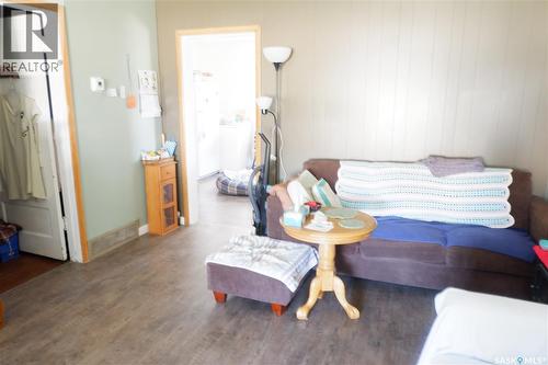 110 Railway Avenue E, Eyebrow, SK - Indoor Photo Showing Bedroom