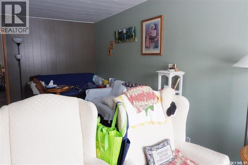 110 Railway Avenue E, Eyebrow, SK - Indoor Photo Showing Bedroom