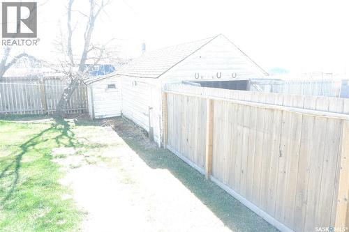 110 Railway Avenue E, Eyebrow, SK - Outdoor