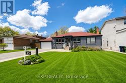 95 REIDMOUNT AVENUE E Toronto, ON M1S 1B6