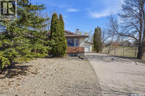6602 Collins Bay, Regina, SK - Outdoor