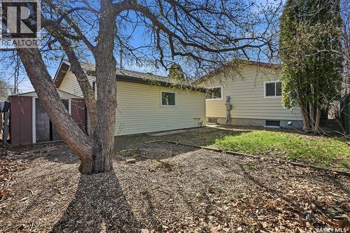6602 Collins Bay, Regina, SK - Outdoor