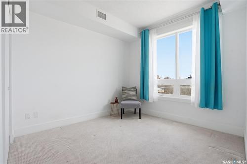 310 409 B Avenue S, Saskatoon, SK - Indoor