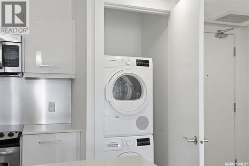 310 409 B Avenue S, Saskatoon, SK - Indoor Photo Showing Laundry Room