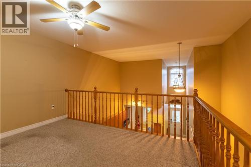 4066 Medland Drive, Burlington, ON - Indoor Photo Showing Other Room