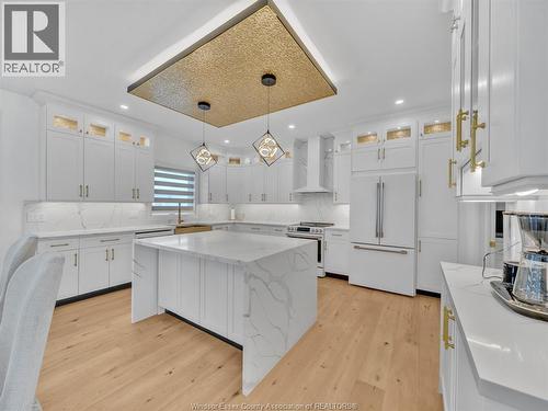 3684 Sutton Avenue, Windsor, ON - Indoor Photo Showing Kitchen With Upgraded Kitchen