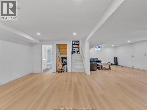 3684 Sutton Avenue, Windsor, ON - Indoor