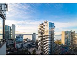 1403 1725 PENDRELL STREET  Vancouver, BC V6G 2X7