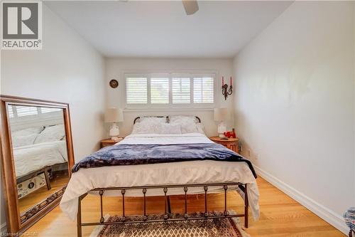 209 Willowdale Avenue, Waterloo, ON - Indoor Photo Showing Bedroom